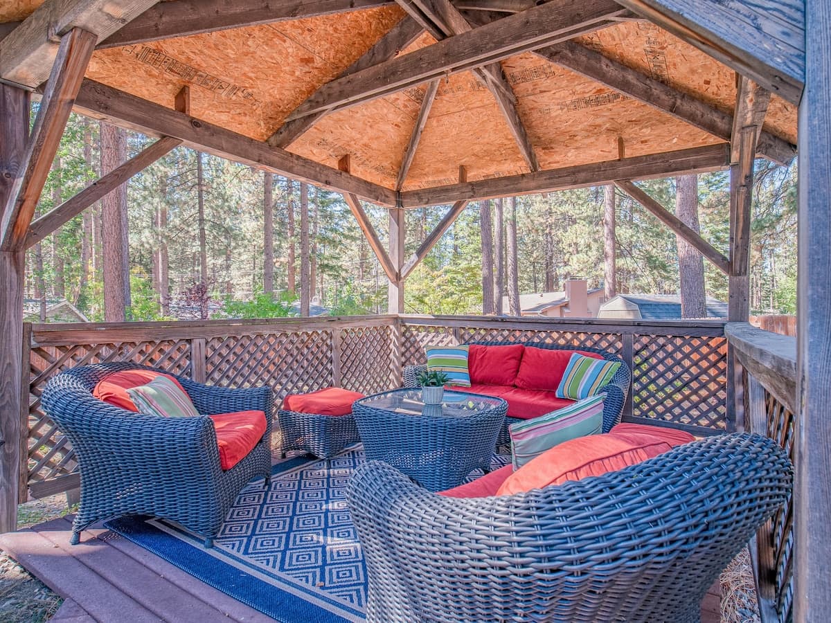 Home in Zephyr Cove · ★New · 4 bedrooms · 5 beds · 2.5 private baths - Photo 3