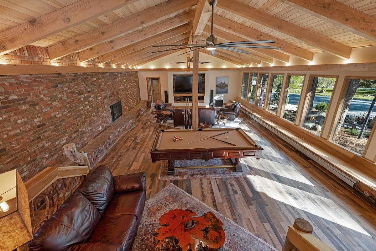 Home in Glenbrook · ★New · 6 bedrooms · 8 beds · 4.5 private baths - Photo 1