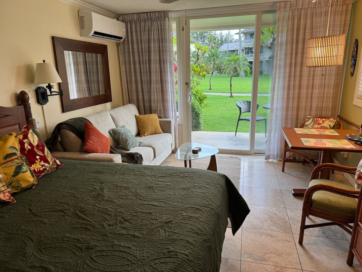 Tropical Islander Retreat - Photo 1