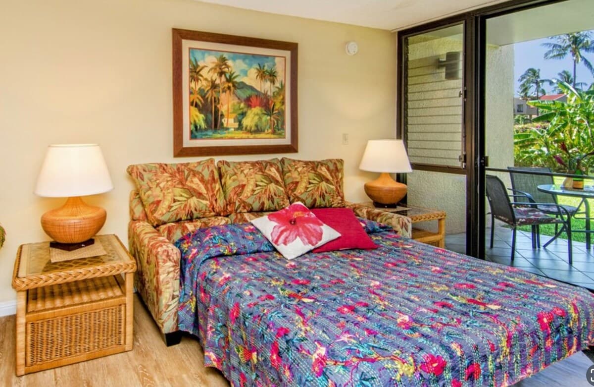 Condo in Kihei · ★4.87 · 1 bedroom · 2 beds · 2 private baths - Photo 4