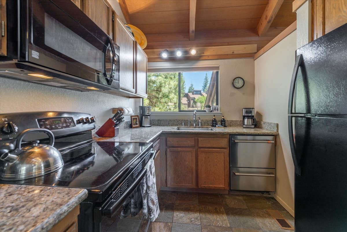 Refreshed Northstar Townhome with Forest Views - Photo 3