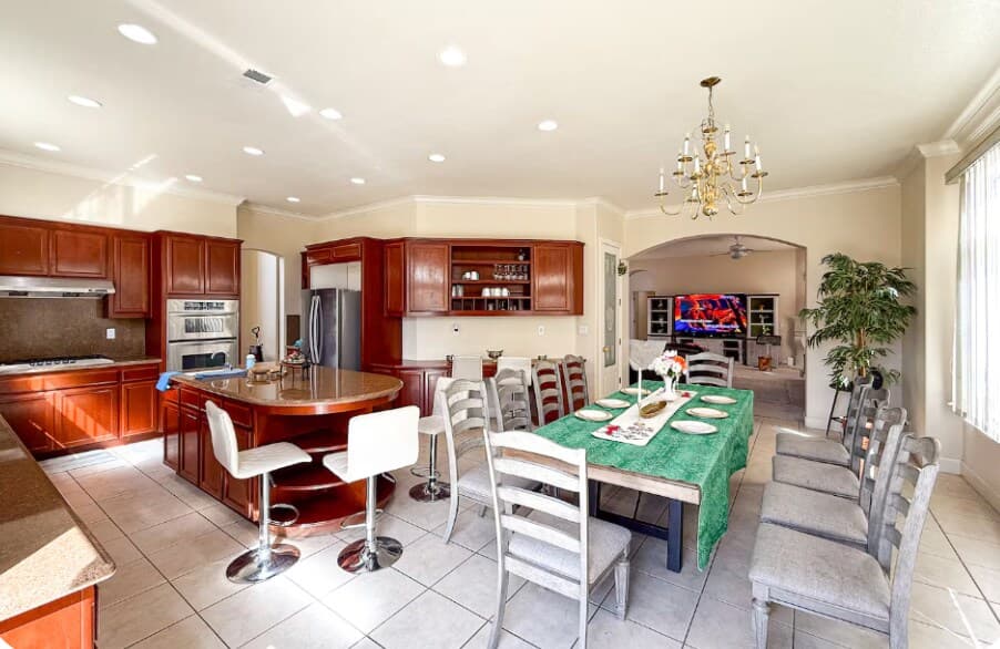 7BR San Jose Home with KTV, Pool Table & Fast WiFi - Photo 4