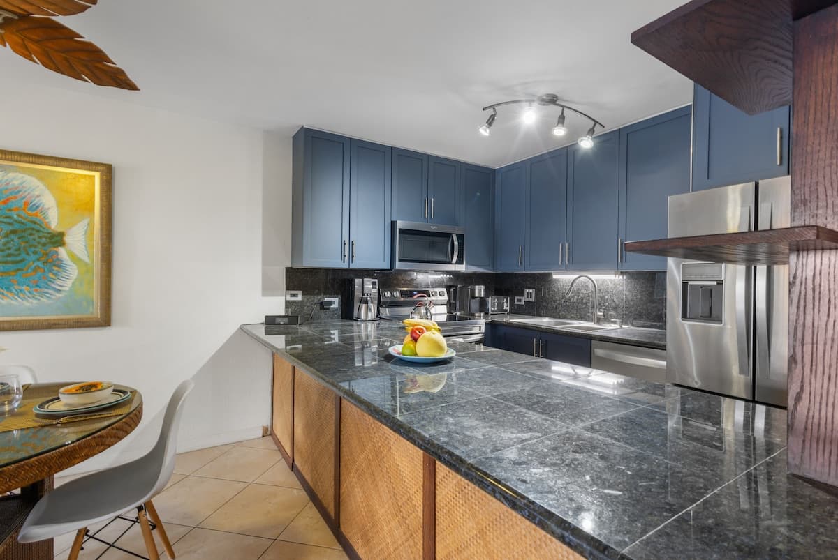Wahi nani, 2bed 2ba, Kamaole Sands, Ocean view - Photo 5