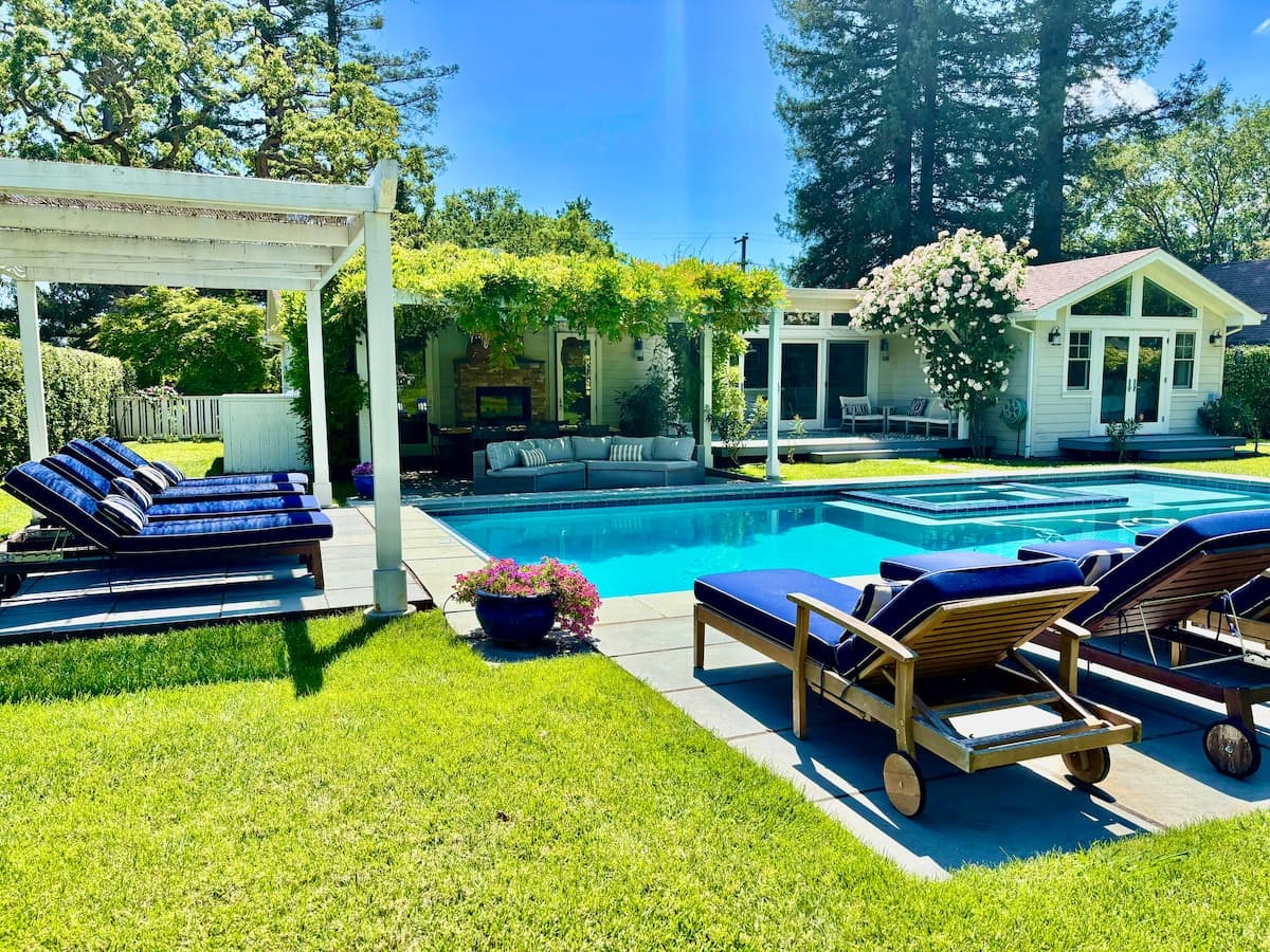 Sonoma Farmhouse Pool, Bikes, Walk to Plaza - Photo 1