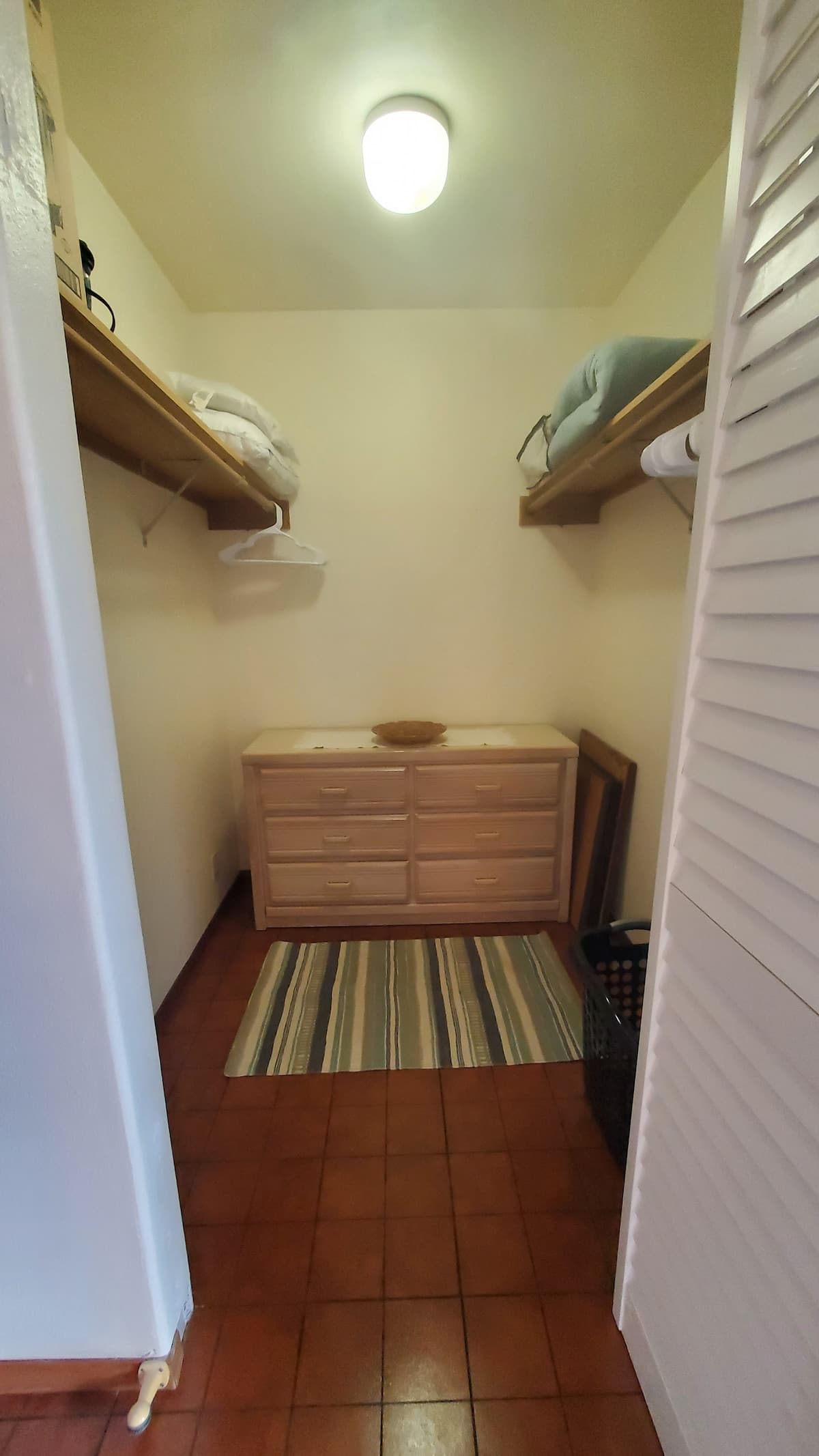Home in Paia · ★4.84 · 2 bedrooms · 3 beds · 3 baths - Photo 5