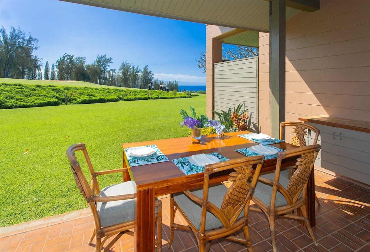 Villa in Lahaina · ★4.94 · 1 bedroom · 2 beds · 2 baths - Photo 2