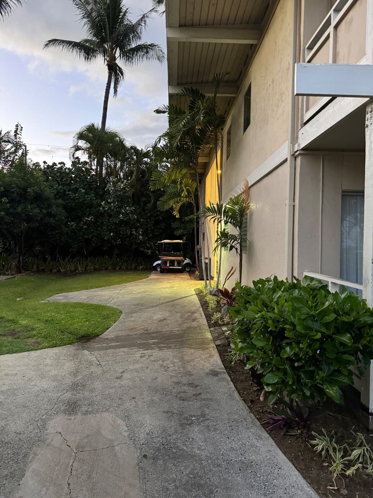 Condo in Kapaa · ★4.97 · 1 bedroom · 2 beds · 1 private bath - Photo 3