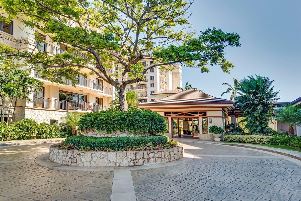 Condo in Kapolei · ★4.89 · 3 bedrooms · 4 beds · 3 private baths - Photo 3
