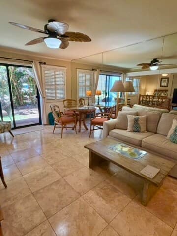 Condo in Wailuku · ★4.91 · 1 bedroom · 1 bed · 1 private bath - Photo 1