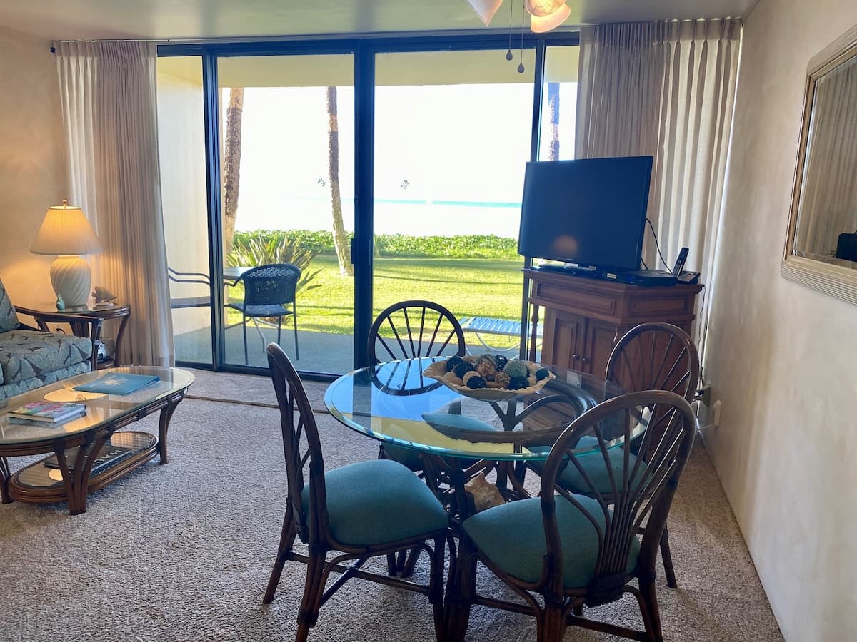 Condo in Kihei · ★5.0 · 1 bedroom · 2 beds · 1 bath - Photo 4