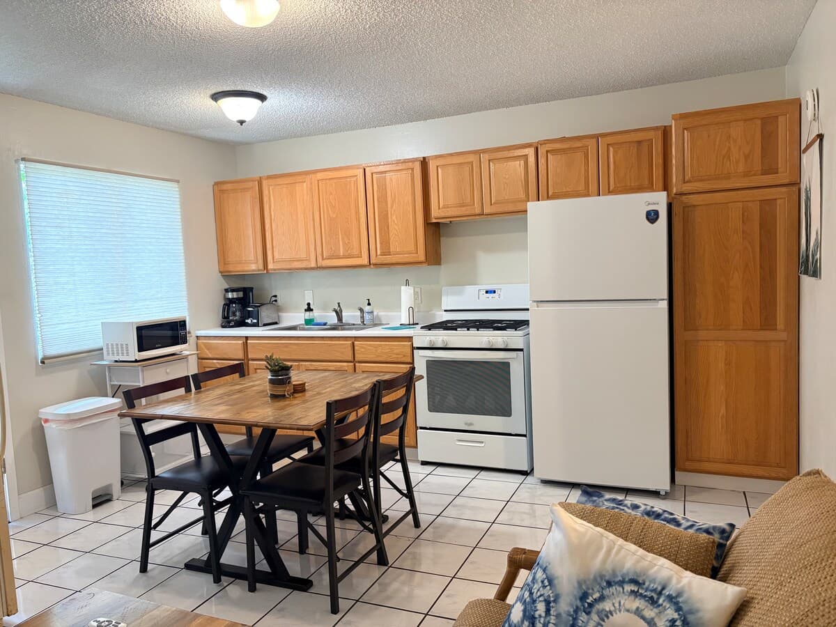 Condo in Kailua-Kona · ★4.78 · 1 bedroom · 2 beds · 1 private bath - Photo 4