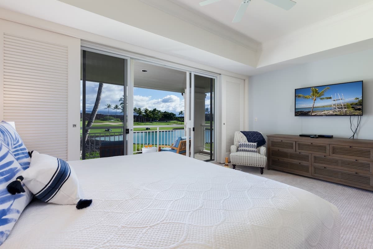 Townhouse in Waimea · ★4.84 · 2 bedrooms · 4 beds · 2.5 baths - Photo 5