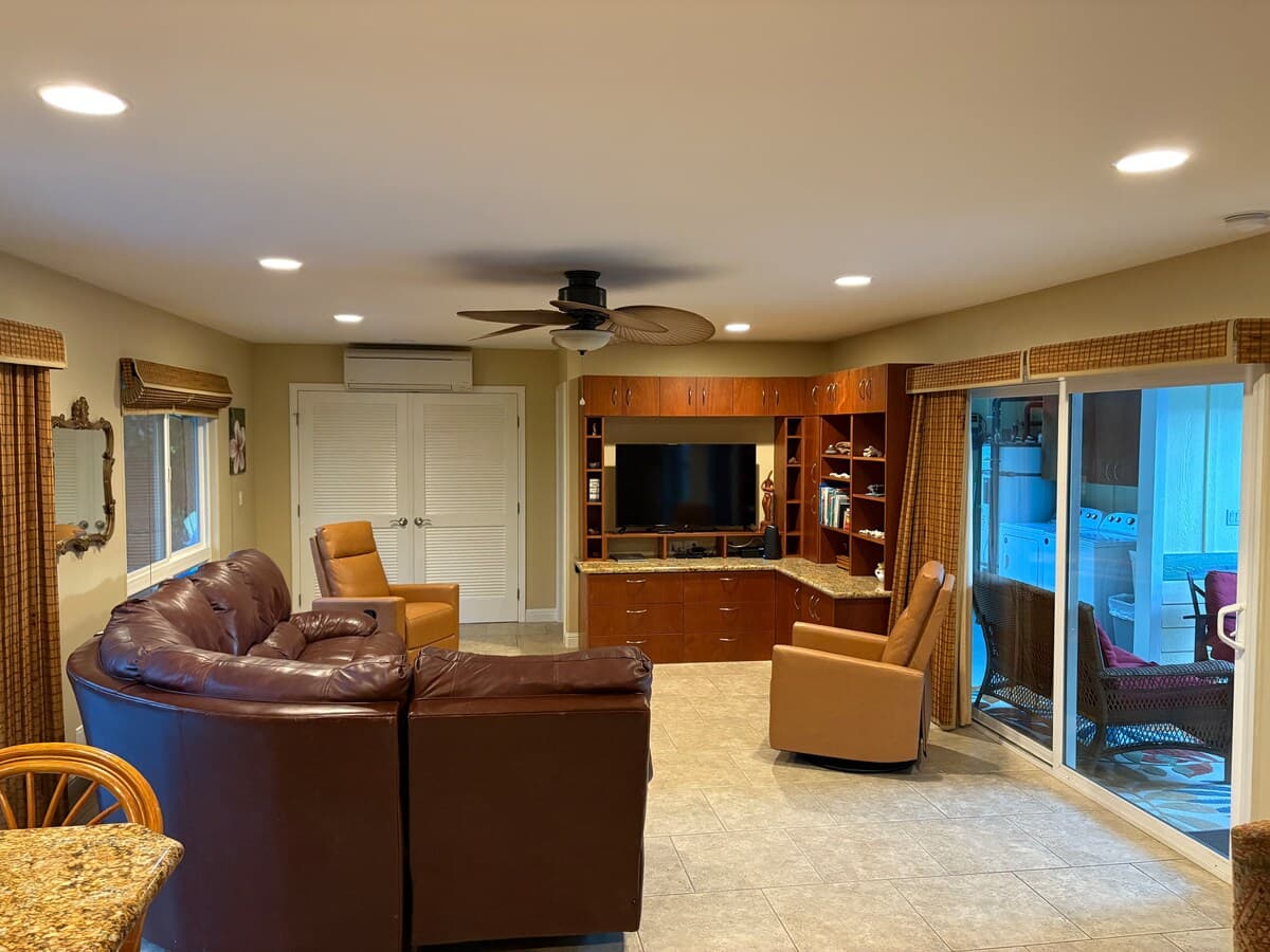 Villa in Kailua-Kona · ★4.82 · 3 bedrooms · 5 beds · 2.5 private baths - Photo 2