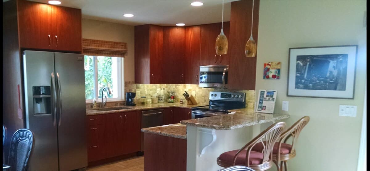 Villa in Kailua-Kona · ★4.82 · 3 bedrooms · 5 beds · 2.5 private baths - Photo 3