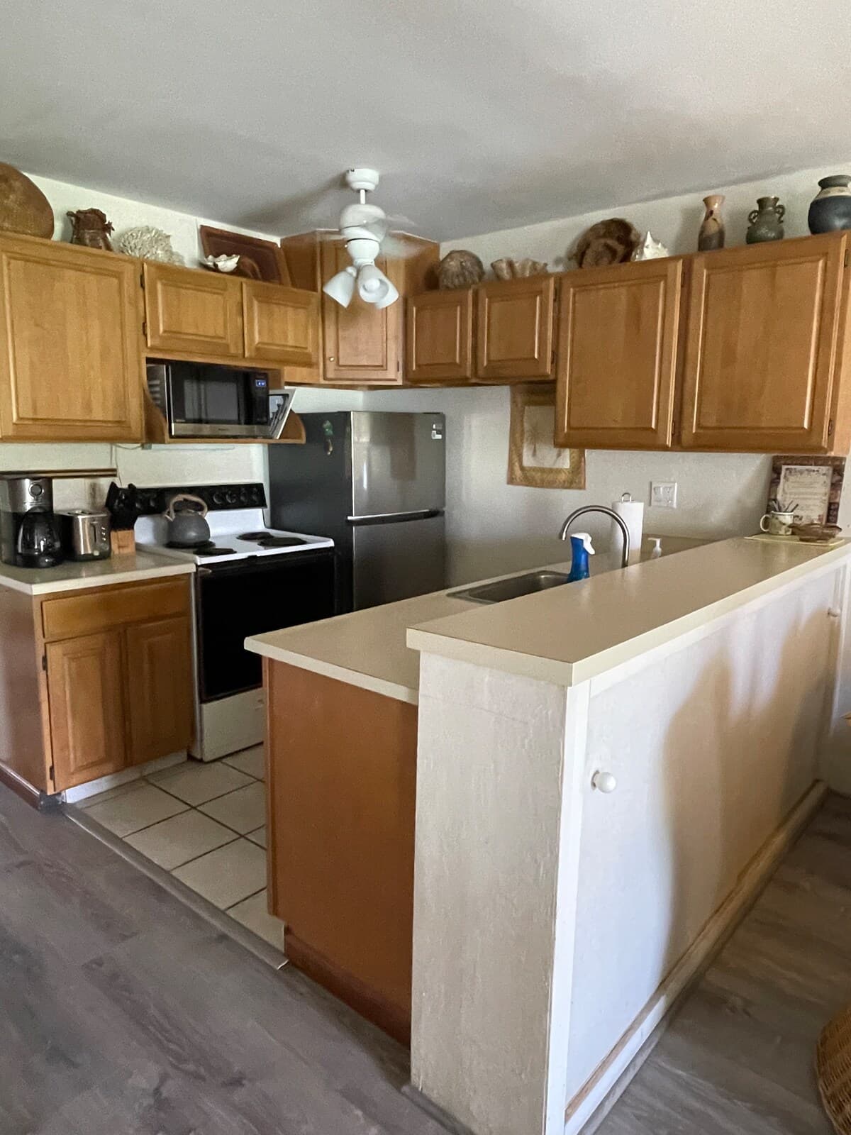 Hawaiian-style 1 BR Condo - steps from the beach! - Photo 4
