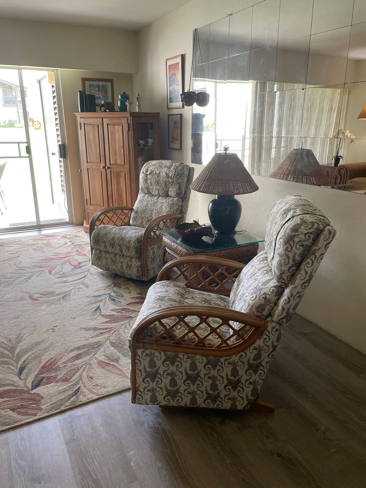 Hawaiian-style 1 BR Condo - steps from the beach! - Photo 3