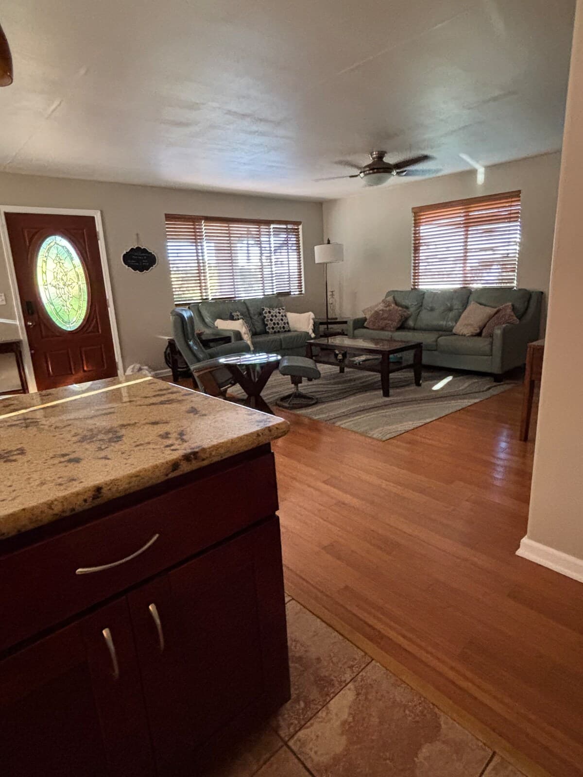 Home in Hilo · ★4.98 · 3 bedrooms · 4 beds · 2 baths - Photo 4