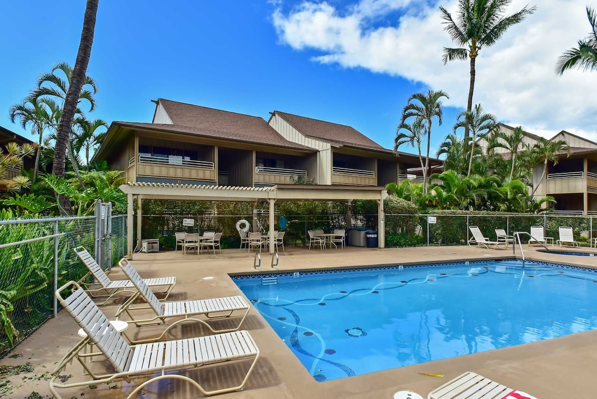 Condo in Kihei · ★4.81 · 1 bedroom · 2 beds · 1 private bath - Photo 1