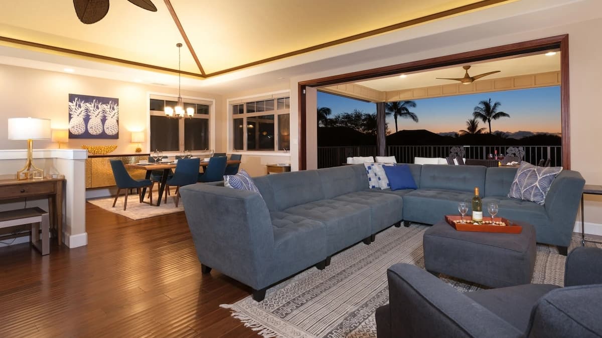 Home in Waimea · ★4.84 · 4 bedrooms · 6 beds · 3.5 private baths - Photo 2