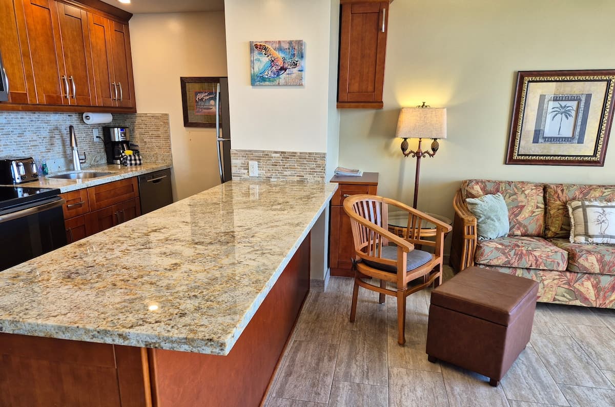 Condo in Kihei · ★4.85 · 1 bedroom · 2 beds · 1 bath - Photo 3