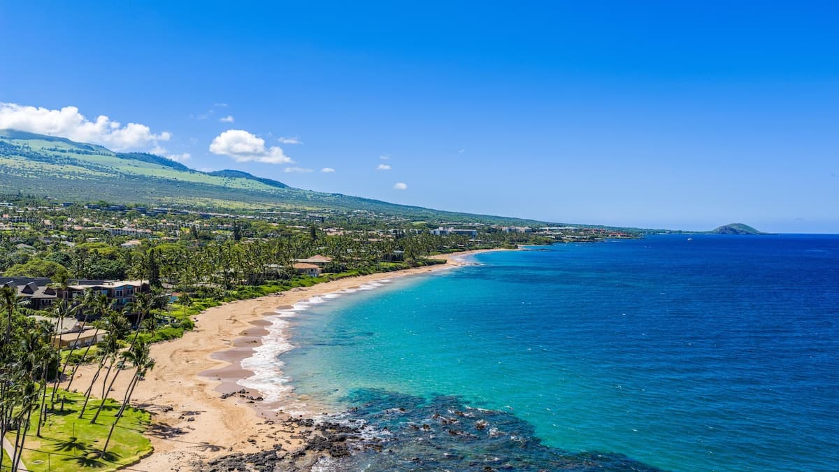 Condo in Kihei · ★4.86 · 2 bedrooms · 3 beds · 2 baths - Photo 4