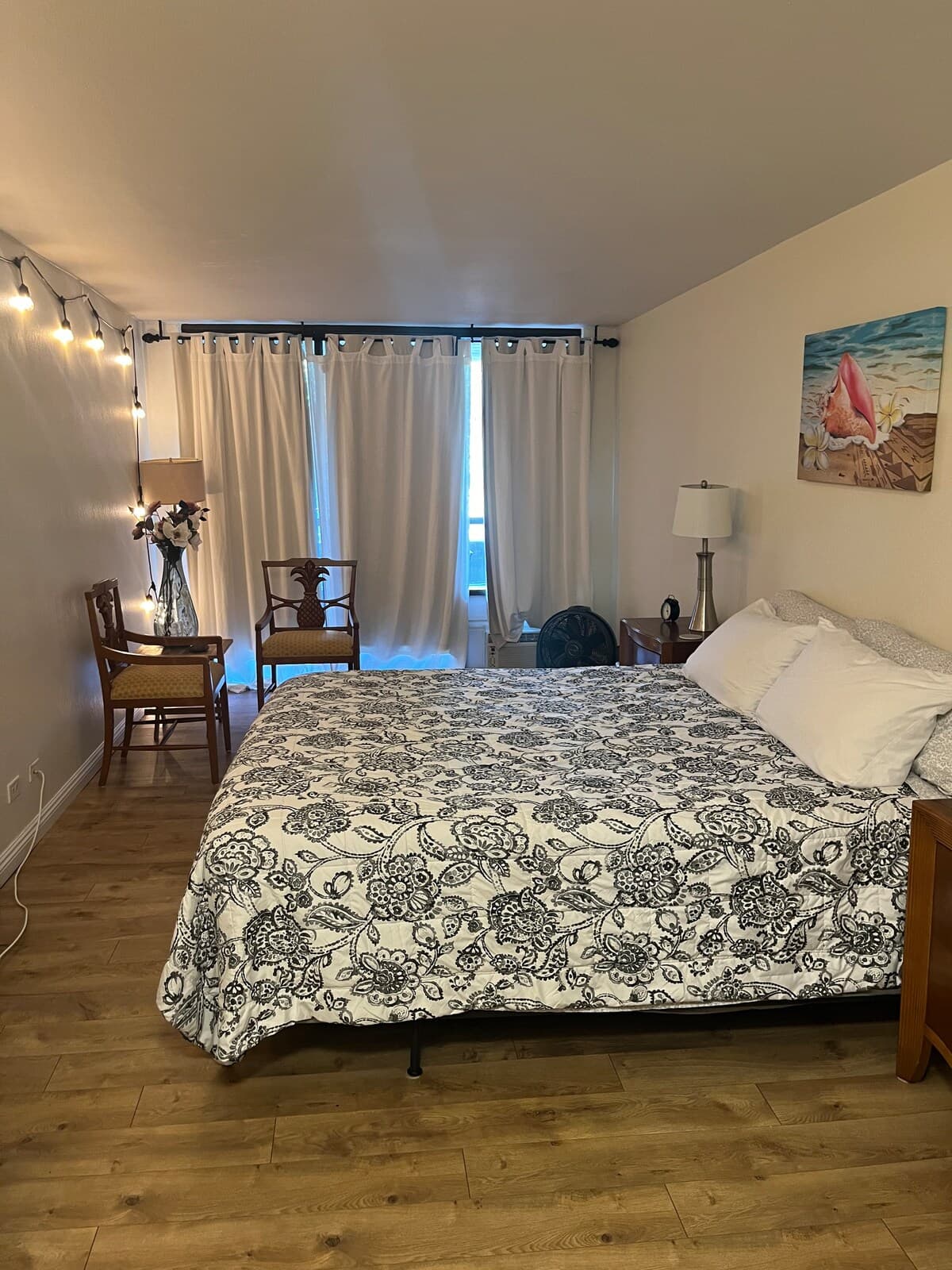 Condo in Kailua-Kona · ★4.79 · 1 bedroom · 3 beds · 2 private baths - Photo 4