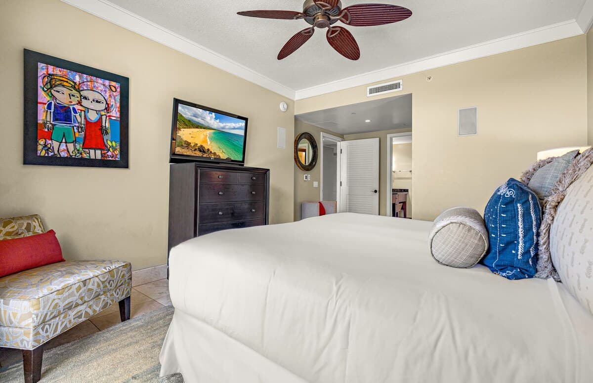 Condo in Lahaina · ★4.95 · 3 bedrooms · 4 beds · 3 baths - Photo 5