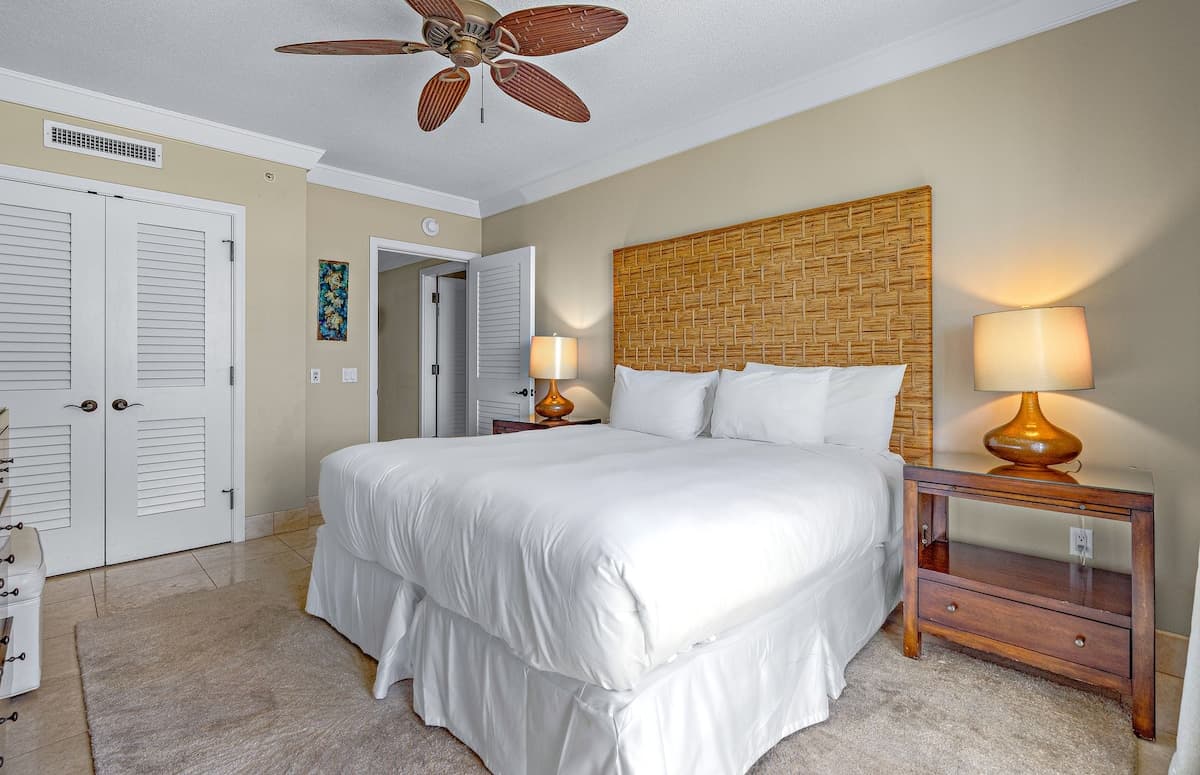 Condo in Lahaina · ★4.95 · 3 bedrooms · 4 beds · 3 baths - Photo 2