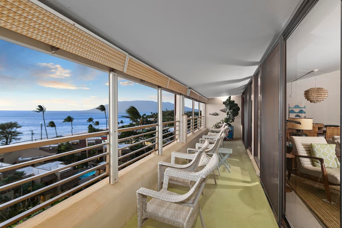 Condo in Kihei · ★4.85 · 2 bedrooms · 2 beds · 2 baths - Photo 1