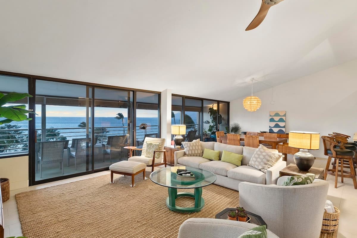 Condo in Kihei · ★4.85 · 2 bedrooms · 2 beds · 2 baths - Photo 2