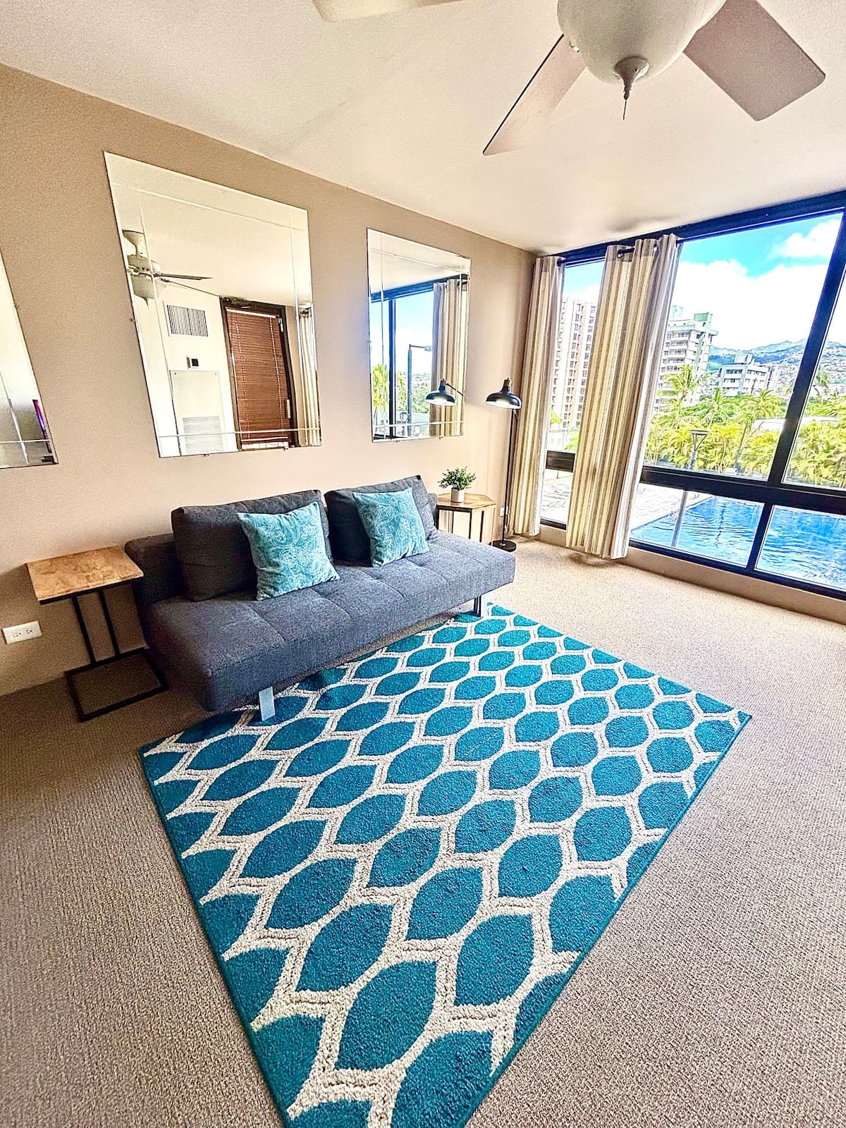 Condo in Honolulu · ★4.6 · 1 bedroom · 1 bed · 1 private bath - Photo 1