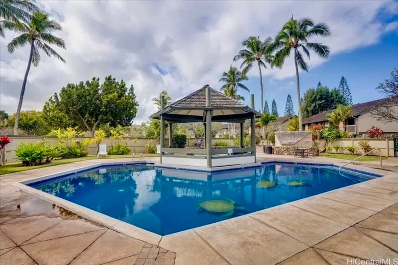 Condo in Kahuku · ★4.76 · 1 bedroom · 2 beds · 1 private bath - Photo 5