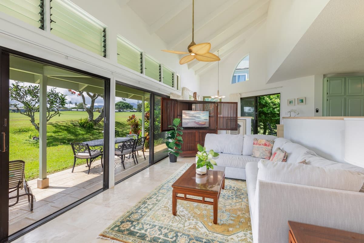 Condo in Princeville · ★4.79 · 2 bedrooms · 2 beds · 1 bath - Photo 3