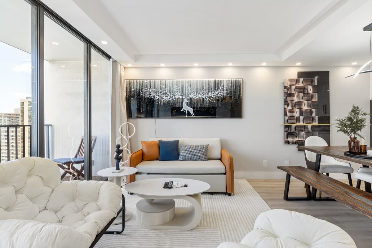 Condo in Honolulu · ★4.63 · 1 bedroom · 2 beds · 1 private bath - Photo 4