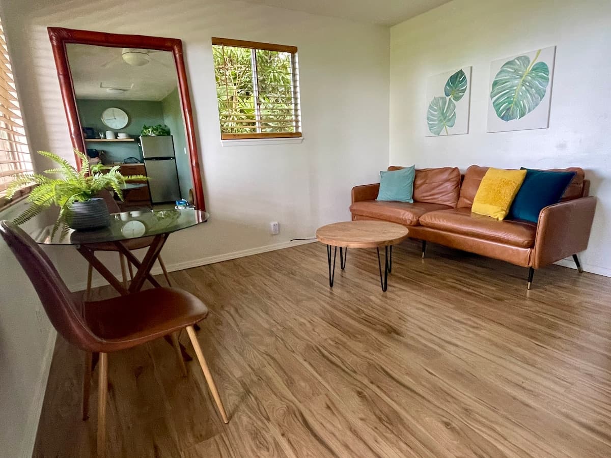 Guesthouse in Captain Cook · ★4.93 · 1 bedroom · 2 beds · 1 bath - Photo 1