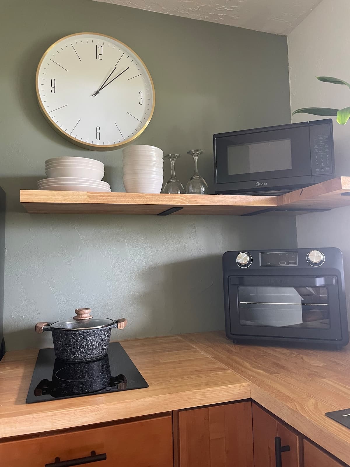 Guesthouse in Captain Cook · ★4.93 · 1 bedroom · 2 beds · 1 bath - Photo 5