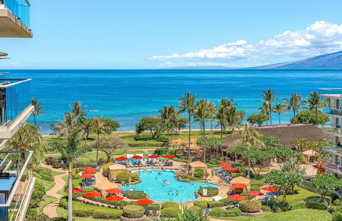 Condo in Lahaina · ★4.9 · Studio · 2 beds · 1 bath - Photo 2