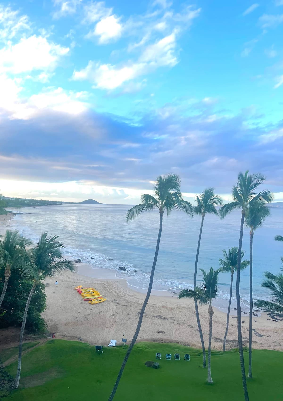 Condo in Kihei · ★4.99 · 2 bedrooms · 3 beds · 2 baths - Photo 2