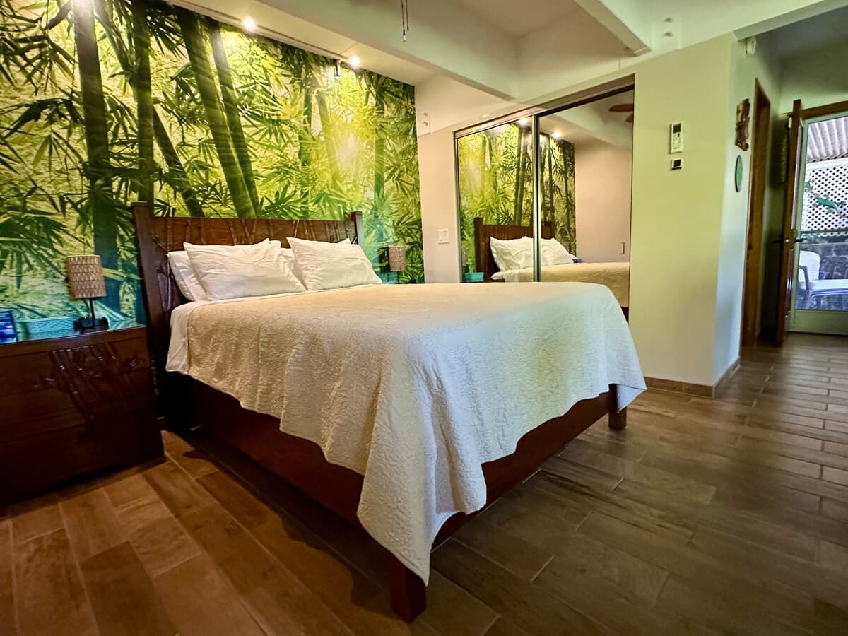 Inna’s Cottage - Modern, Tropical Getaway - Photo 3