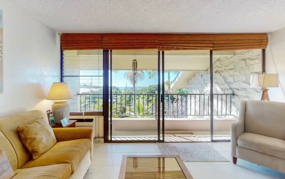 Condo in Kailua-Kona · ★4.73 · 1 bedroom · 1 bed · 1 bath - Photo 1