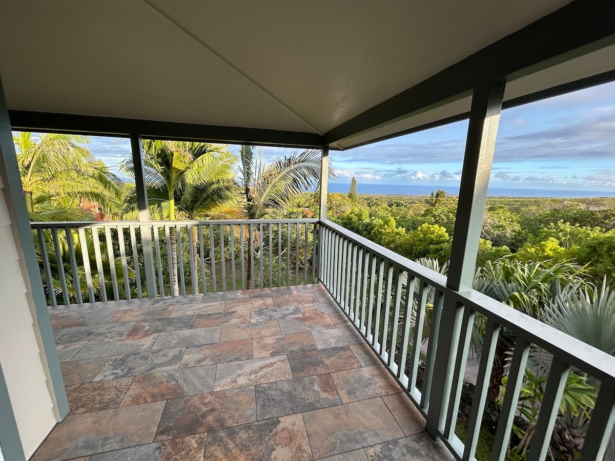 Home in Naalehu · ★4.96 · 2 bedrooms · 2 beds · 2 baths - Photo 1