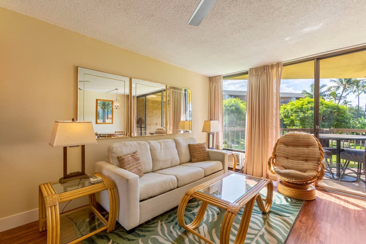 Condo in Kihei · ★4.94 · 1 bedroom · 2 beds · 2 private baths - Photo 5