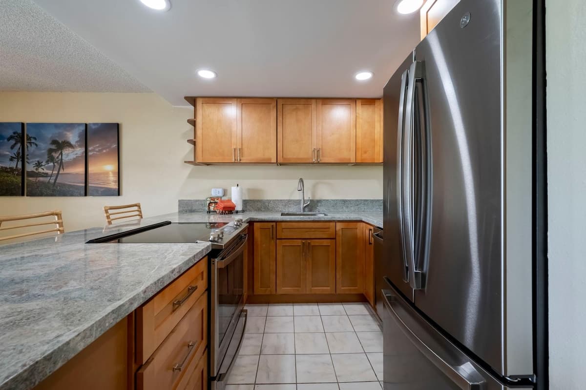 Condo in Kihei · ★4.71 · 2 bedrooms · 4 beds · 2 baths - Photo 1