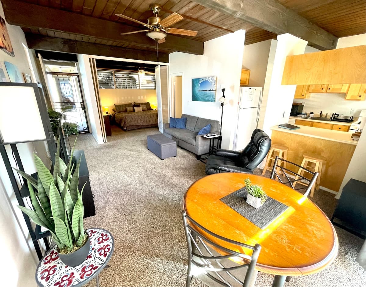 Condo in Kailua-Kona · ★4.9 · 1 bedroom · 1 bed · 1 bath - Photo 4