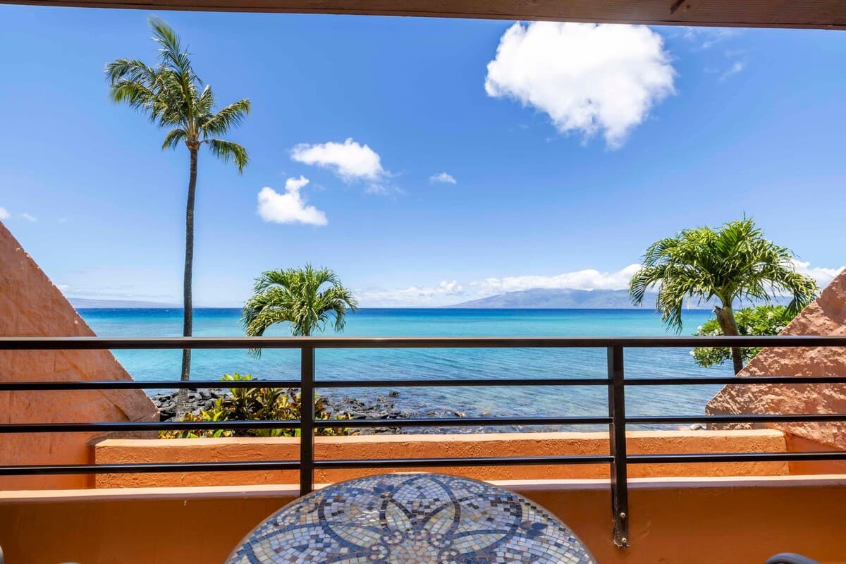 Oceanfront Kuleana 413 Great West Maui Condo - Photo 3