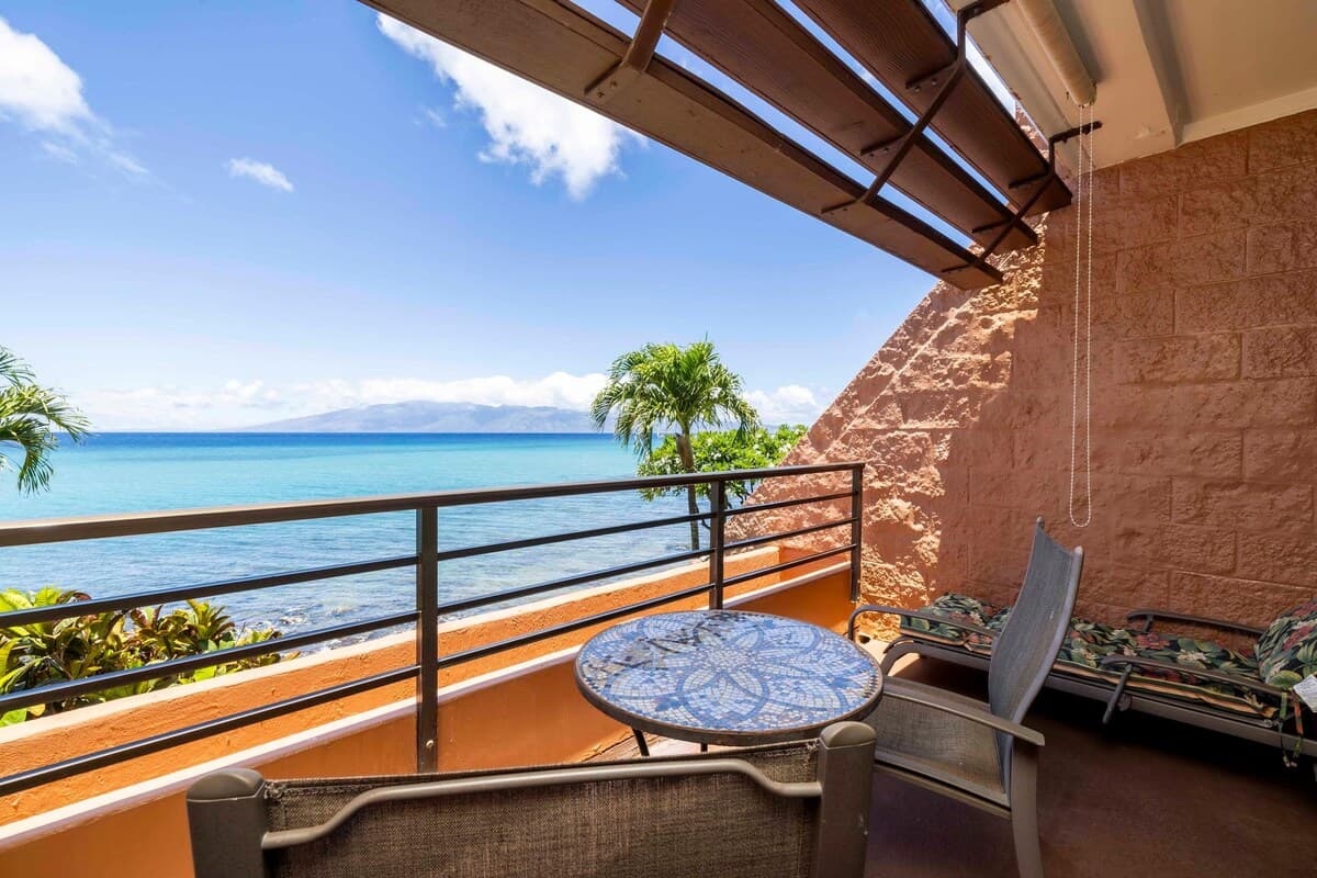 Oceanfront Kuleana 413 Great West Maui Condo - Photo 4