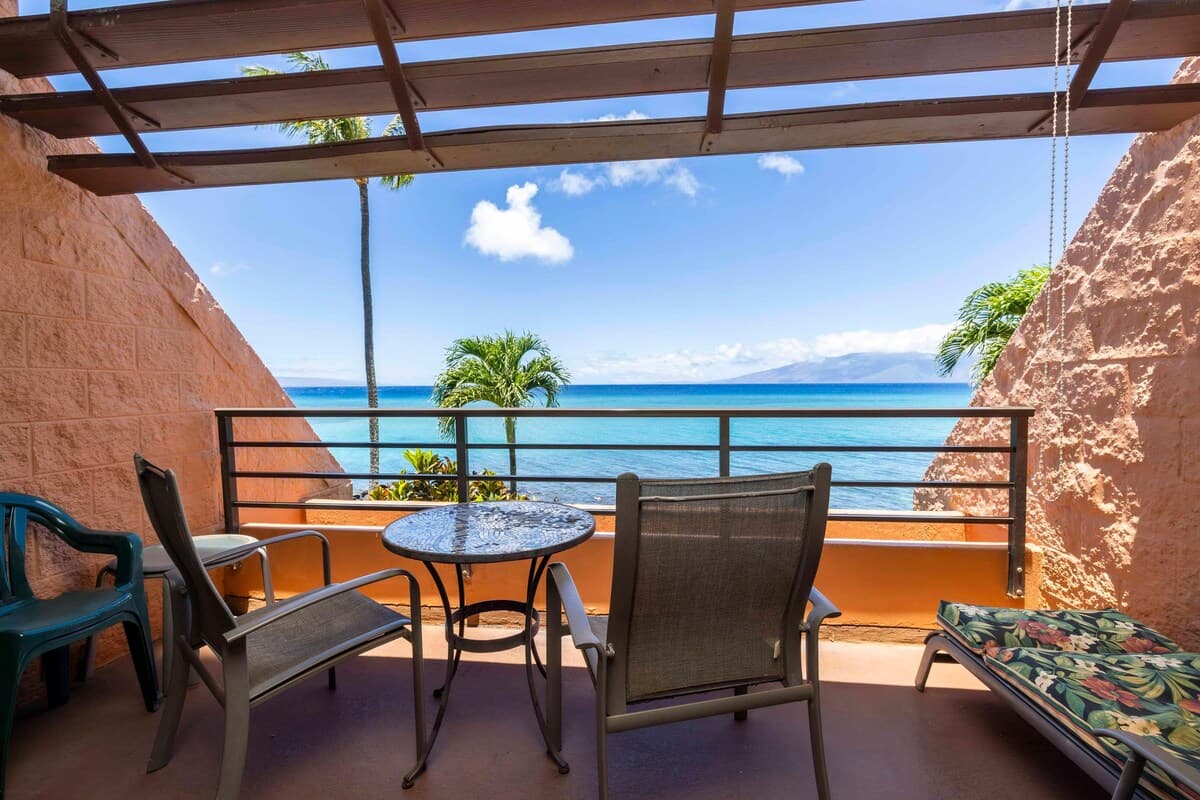 Oceanfront Kuleana 413 Great West Maui Condo - Photo 2