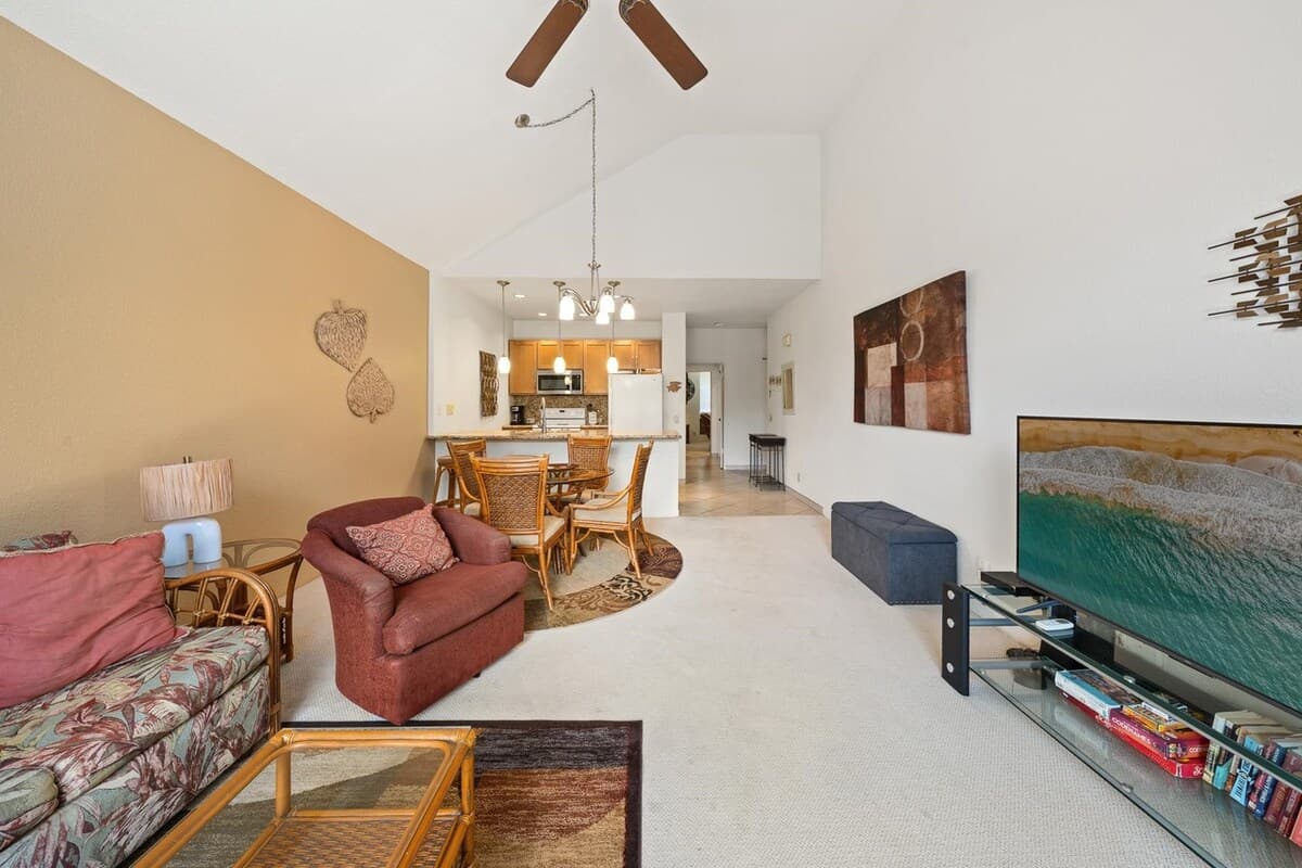Condo in Kihei · ★4.87 · 2 bedrooms · 3 beds · 2 baths - Photo 2