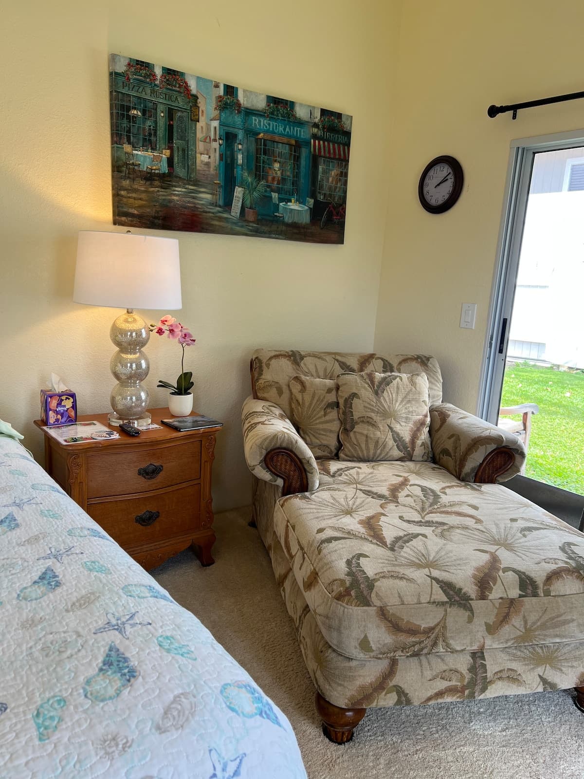 Home in Kailua-Kona · ★4.87 · 1 bedroom · 1 bed · 1 shared bath - Photo 4