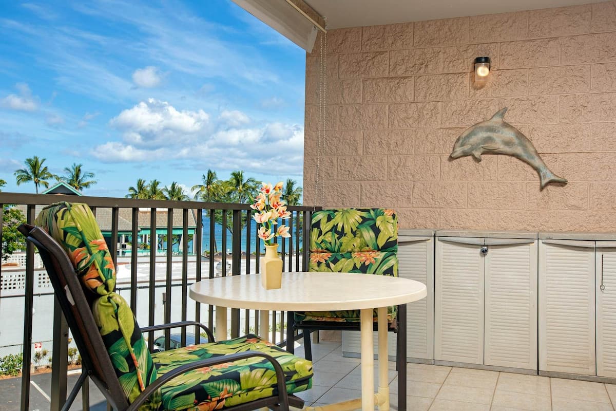 Condo in Kihei · ★4.75 · 1 bedroom · 1 bed · 1 shared bath - Photo 2